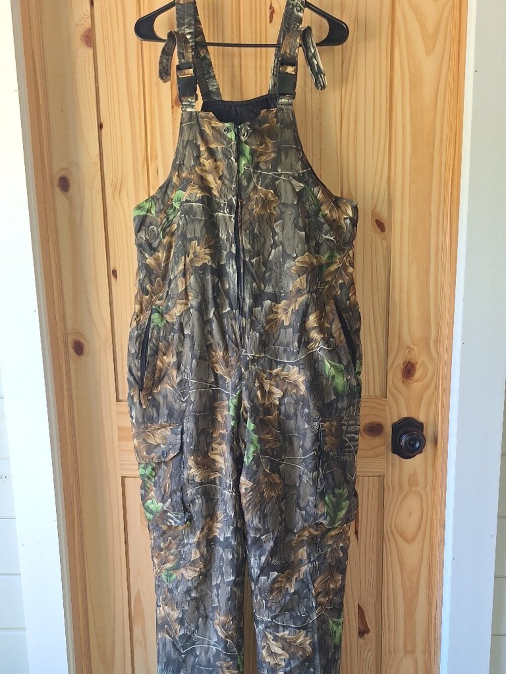 Vintage Trebark by Lynch Superflauge Insulated Camo Bib Overalls – XL Hunting